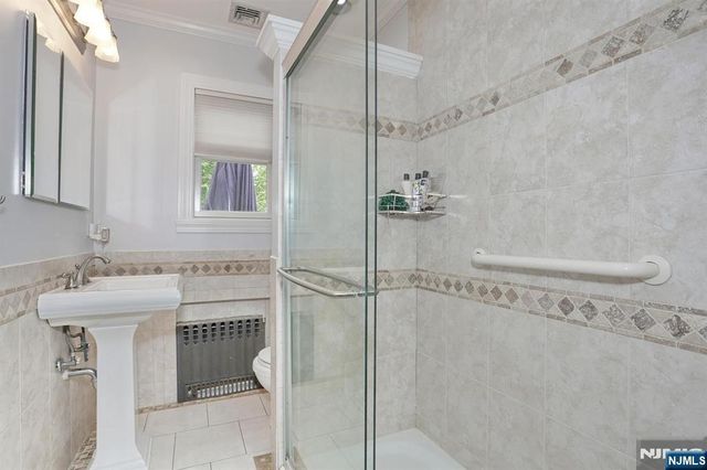 7 Short Street, Harrington Park, NJ 07640