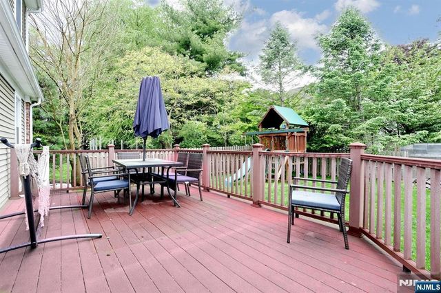 7 Short Street, Harrington Park, NJ 07640
