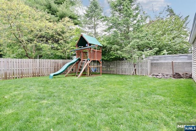 7 Short Street, Harrington Park, NJ 07640