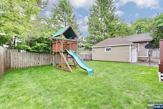 7 Short Street, Harrington Park, NJ 07640