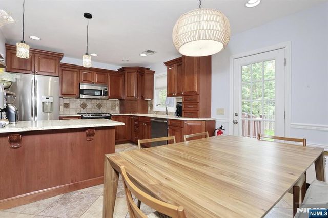 7 Short Street, Harrington Park, NJ 07640