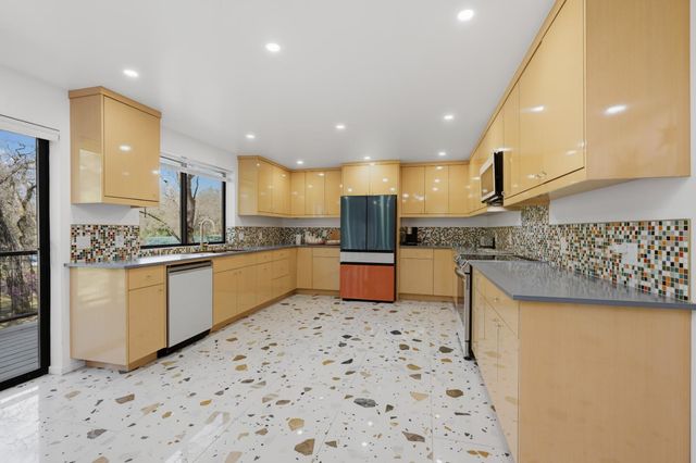 1105 Burnt Shanty Creek Rd, Placerville, CA 95667