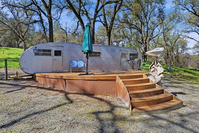 1105 Burnt Shanty Creek Rd, Placerville, CA 95667