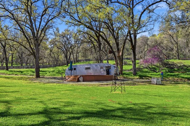 1105 Burnt Shanty Creek Rd, Placerville, CA 95667