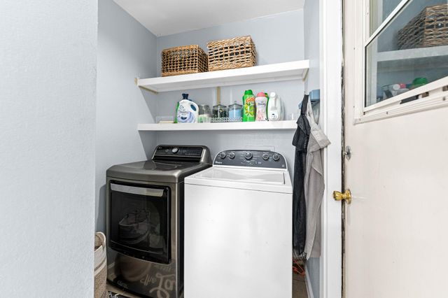 903 Power RD, Georgetown, TX 78628