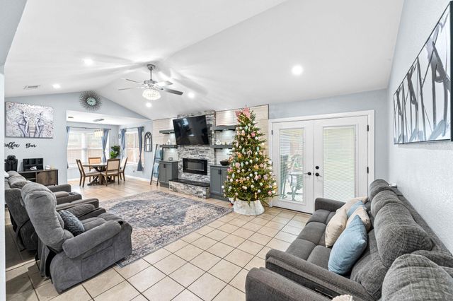 903 Power RD, Georgetown, TX 78628