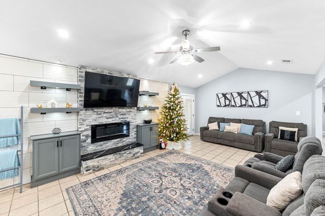 903 Power RD, Georgetown, TX 78628