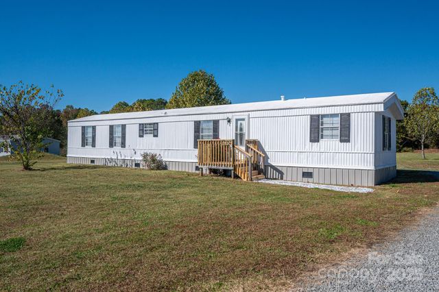 6804 Holly Hawk Court, Cherryville, NC 28021