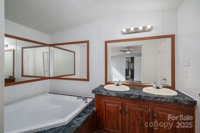 6804 Holly Hawk Court, Cherryville, NC 28021