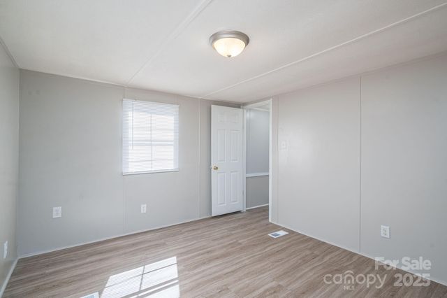 6804 Holly Hawk Court, Cherryville, NC 28021