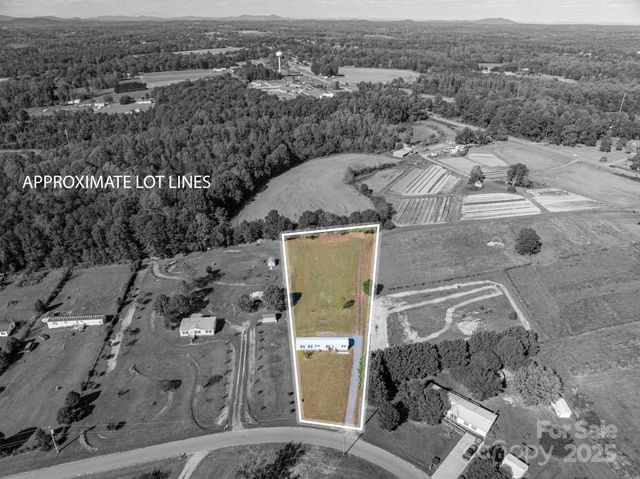 6804 Holly Hawk Court, Cherryville, NC 28021