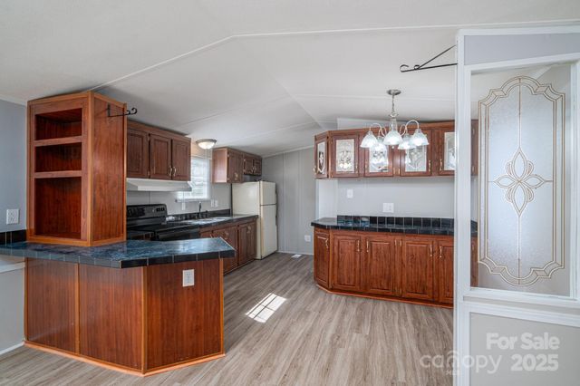 6804 Holly Hawk Court, Cherryville, NC 28021