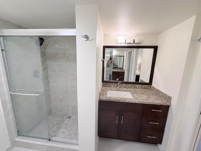 1514 Whitehall Drive 206, Davie, FL 33324