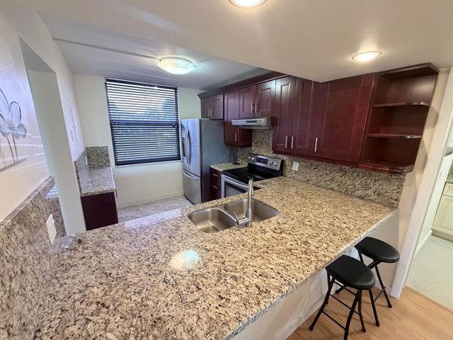 1514 Whitehall Drive 206, Davie, FL 33324