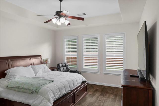 12608 Floral Park Lane, Pearland, TX 77584