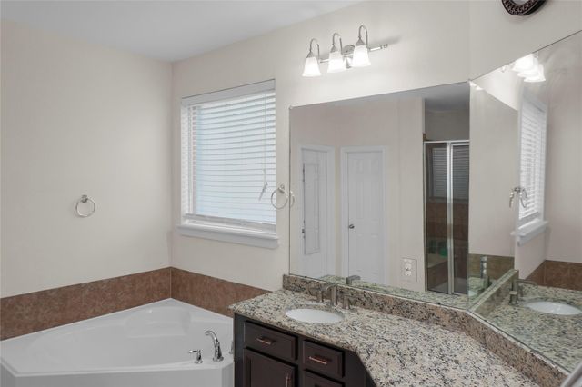 12608 Floral Park Lane, Pearland, TX 77584