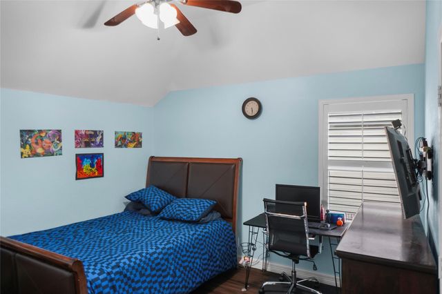 12608 Floral Park Lane, Pearland, TX 77584