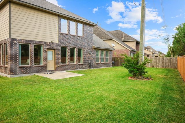 12608 Floral Park Lane, Pearland, TX 77584