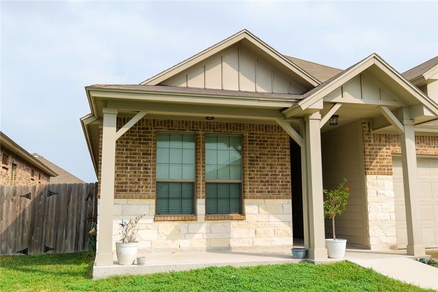 8018 Calma St, Corpus Christi, TX 78414