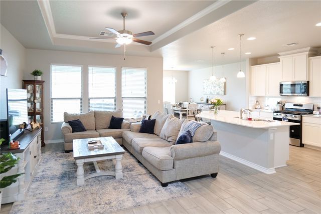 8018 Calma St, Corpus Christi, TX 78414