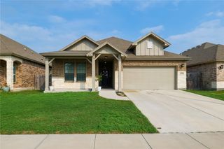 8018 Calma St, Corpus Christi, TX 78414