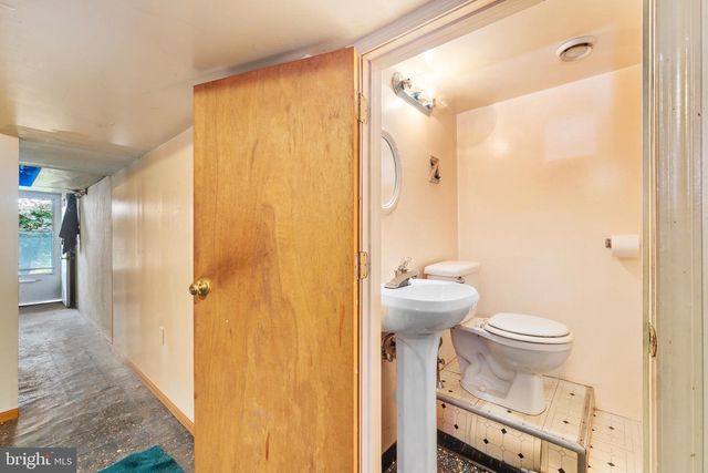 1204 GROVANIA AVE, Abington, PA 19001