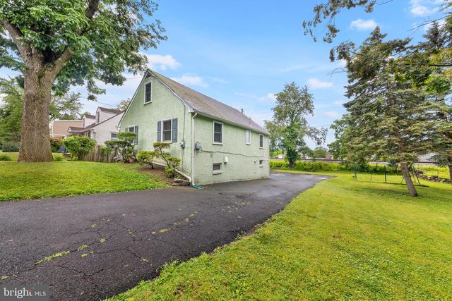 1204 GROVANIA AVE, Abington, PA 19001