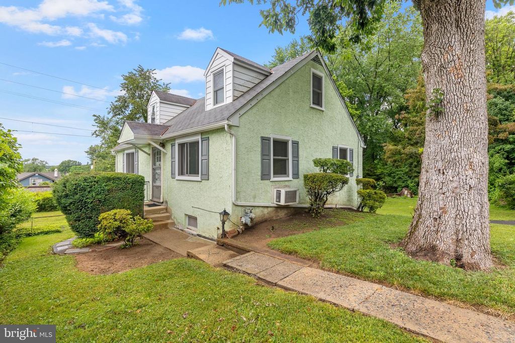 1204 GROVANIA AVE, Abington, PA 19001