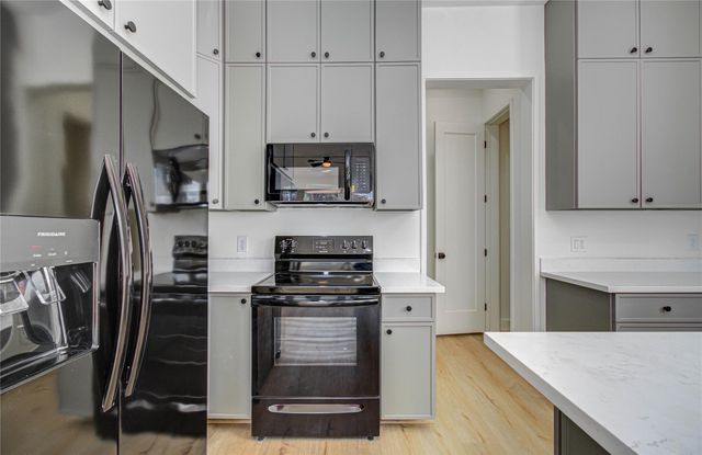 1506 Mckee Street A, Houston, TX 77009