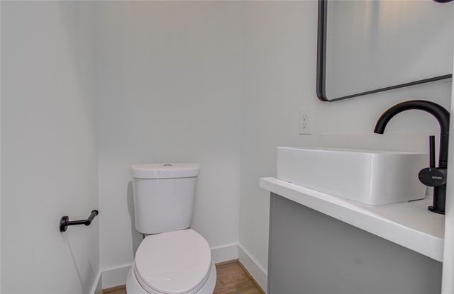 1506 Mckee Street A, Houston, TX 77009