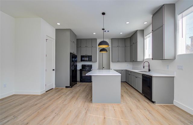 1506 Mckee Street A, Houston, TX 77009