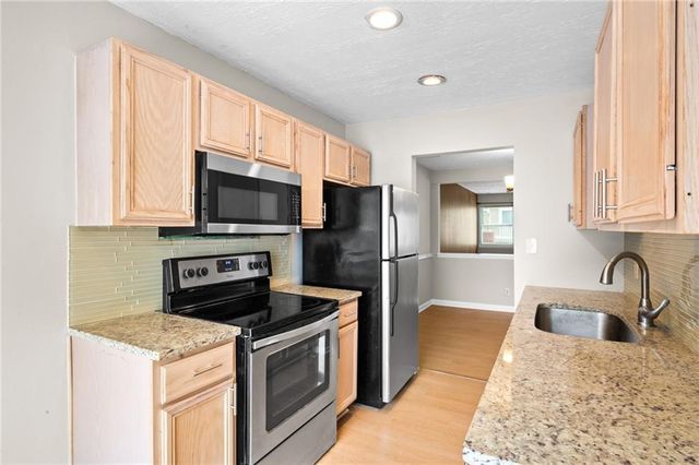 61 Sandalwood Circle, Lawrenceville, GA 30046