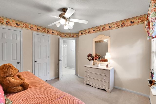 10 Clarewood Court, The Woodlands, TX 77385