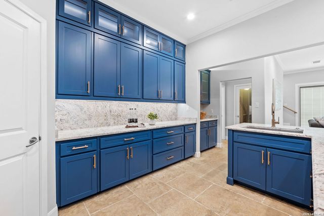 258 TUXEDO AVE, San Antonio, TX 78209