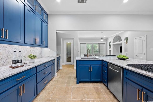 258 TUXEDO AVE, San Antonio, TX 78209