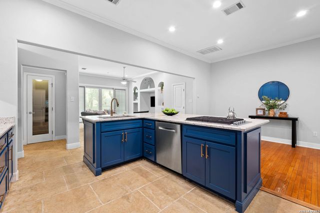 258 TUXEDO AVE, San Antonio, TX 78209