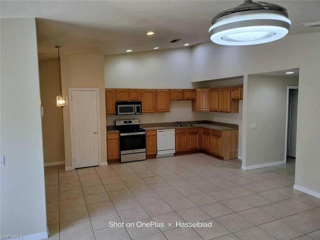 531 Alabama RD S, Lehigh Acres, FL 33974