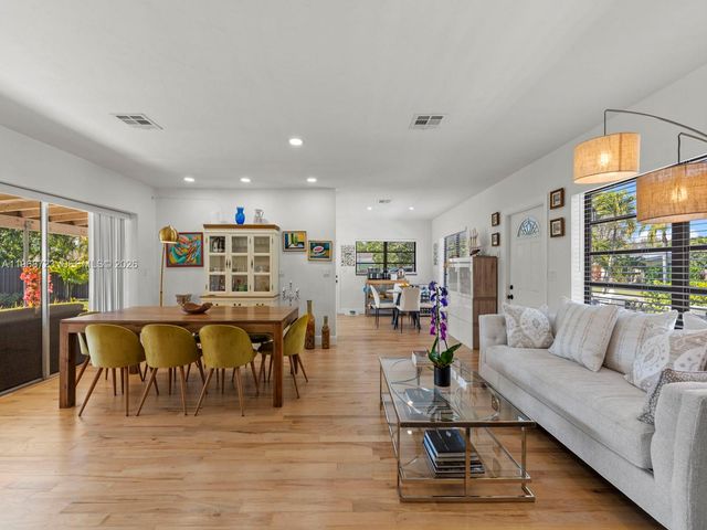 9320 SW 125th Ter, Miami, FL 33176