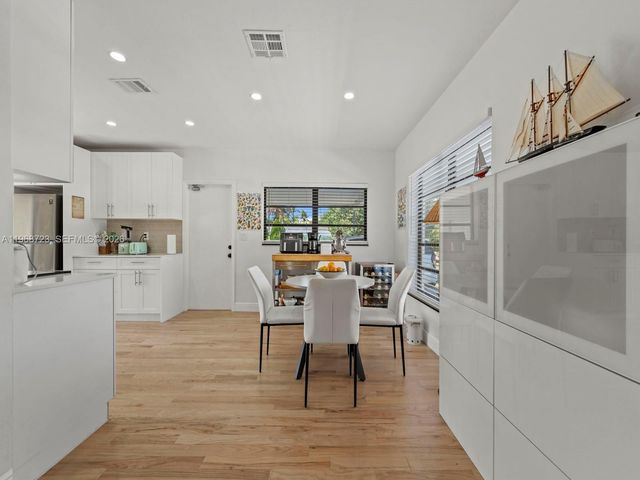 9320 SW 125th Ter, Miami, FL 33176