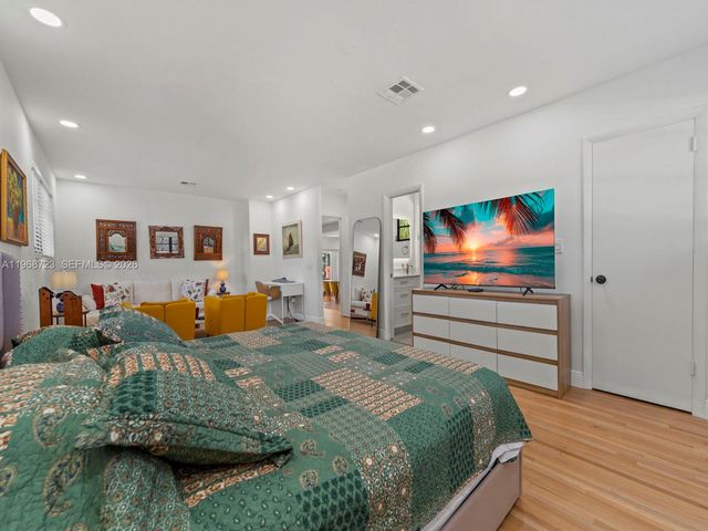 9320 SW 125th Ter, Miami, FL 33176