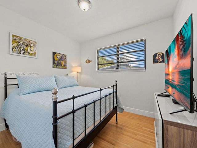 9320 SW 125th Ter, Miami, FL 33176