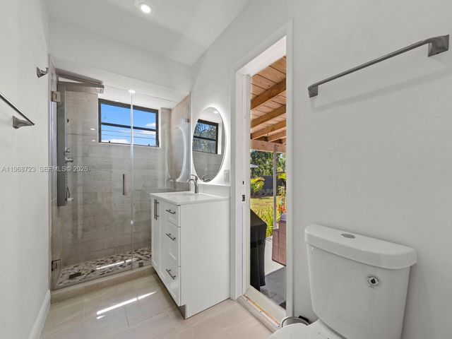 9320 SW 125th Ter, Miami, FL 33176