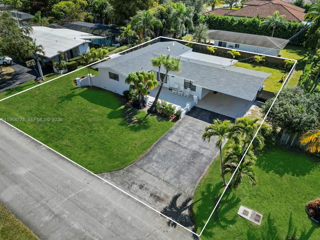 9320 SW 125th Ter, Miami, FL 33176