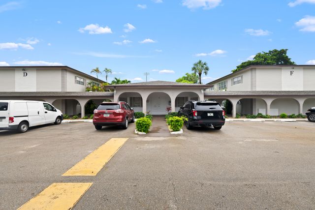 430 SE 2ND Avenue 21, Deerfield Beach, FL 33441