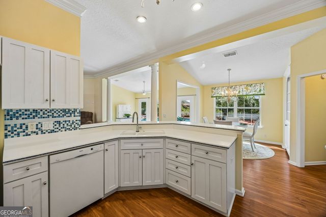 202 Cumberland Drive, Kingsland, GA 31548