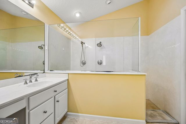 202 Cumberland Drive, Kingsland, GA 31548