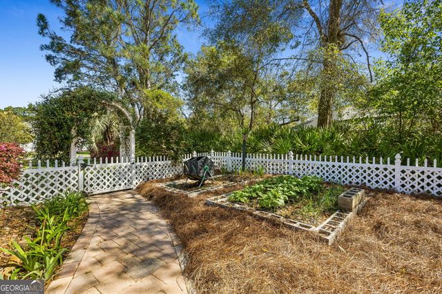 202 Cumberland Drive, Kingsland, GA 31548