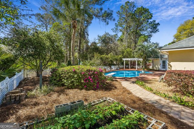 202 Cumberland Drive, Kingsland, GA 31548