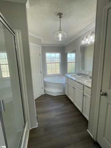 506 Harris Bridge Road, Woodruff, SC 29388