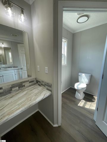 506 Harris Bridge Road, Woodruff, SC 29388